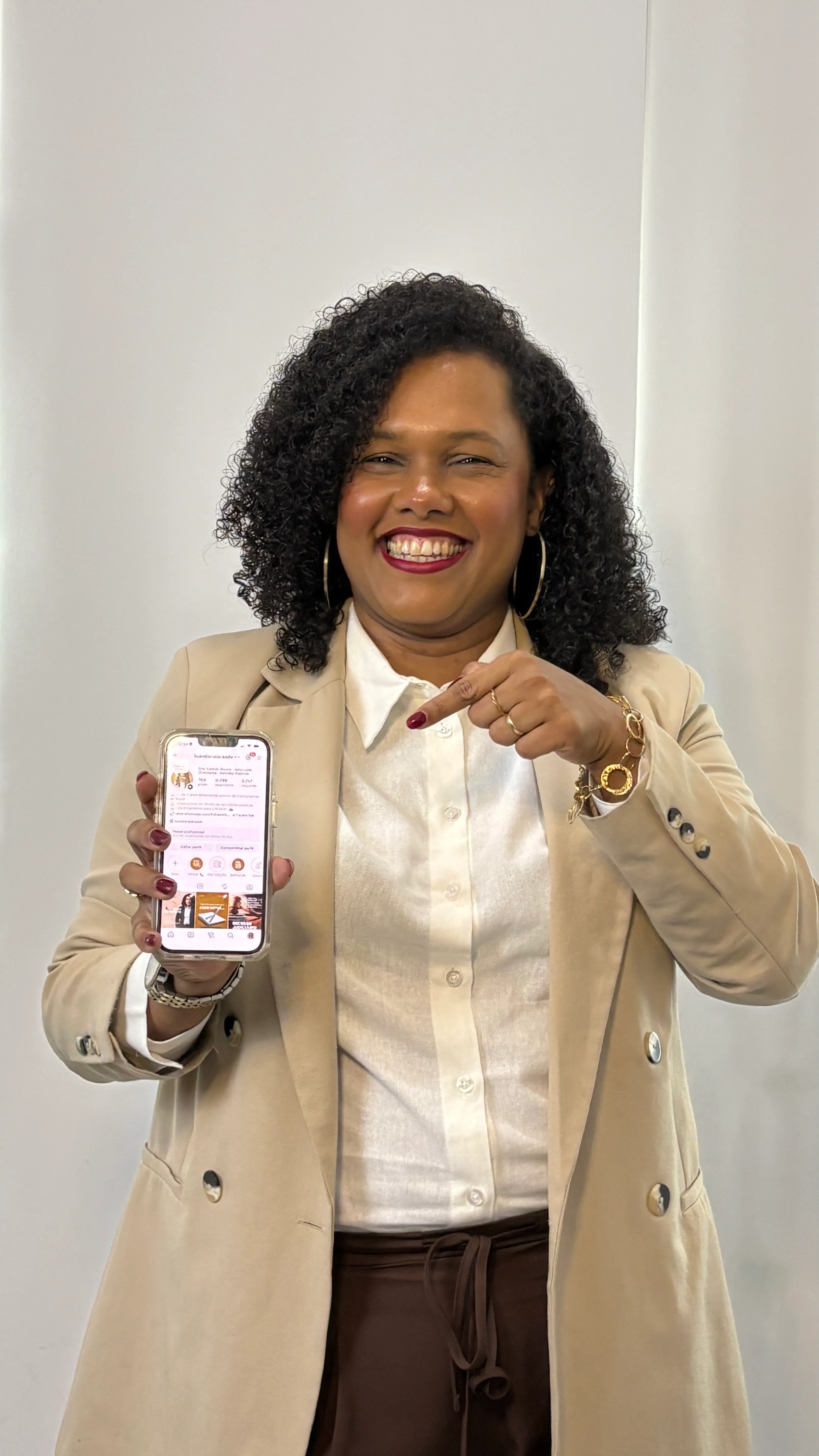 Dra. Luanda Naiara - Fundadora do escritório Luanda Naiara Advocacia